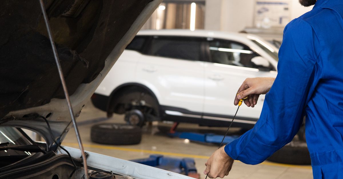 How to Diagnose Alternator Problems Without Professional Help